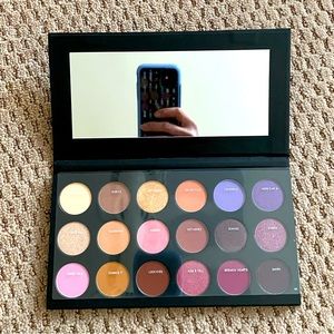 Morphe 18F palette “Talking Flirty”